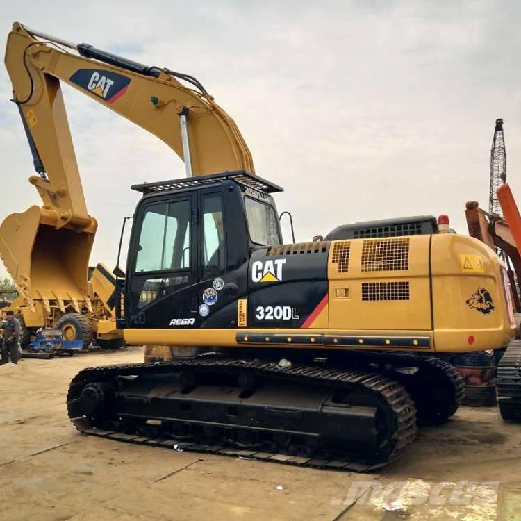 CAT 320D Telakaivukoneet