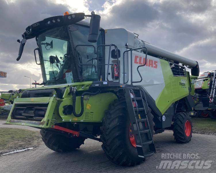 CLAAS TRION 660 Leikkuupuimurit