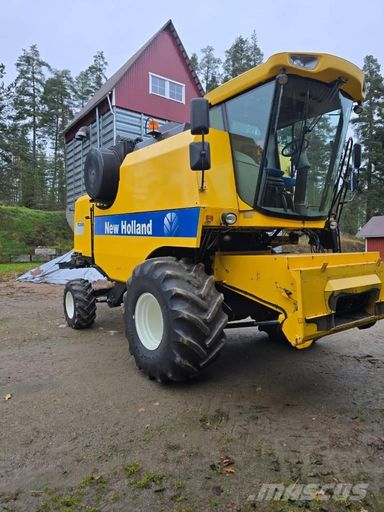 New Holland TC 5050 Leikkuupuimurit