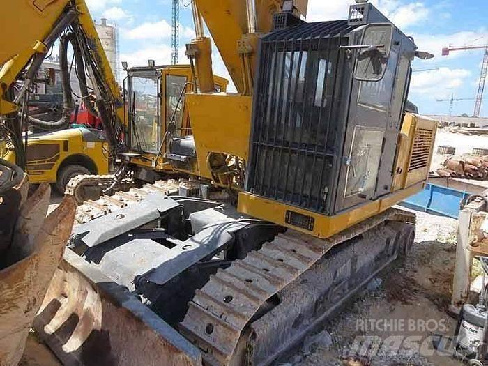 Liebherr 944C Erikoiskaivinkoneet