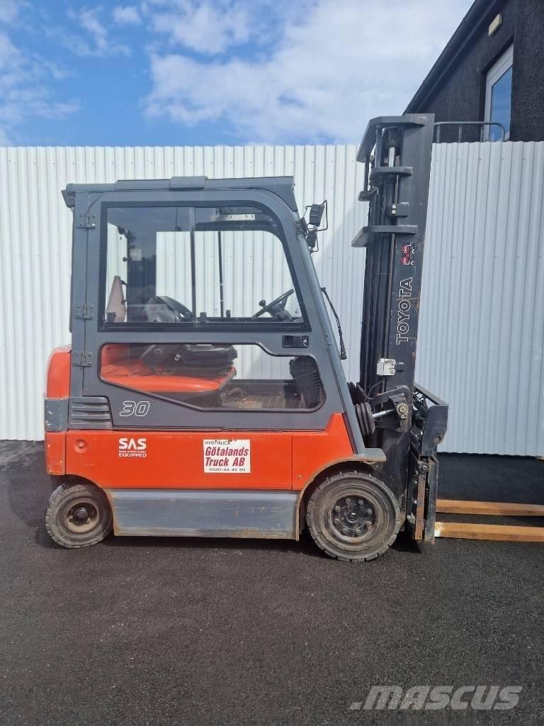 Toyota 7 FBMF 30 Sähkötrukit