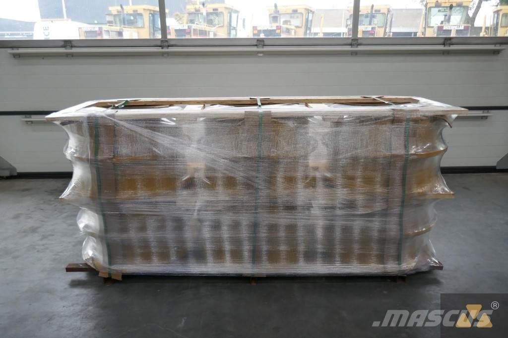 CAT 570-3854 Renkaat ja vanteet