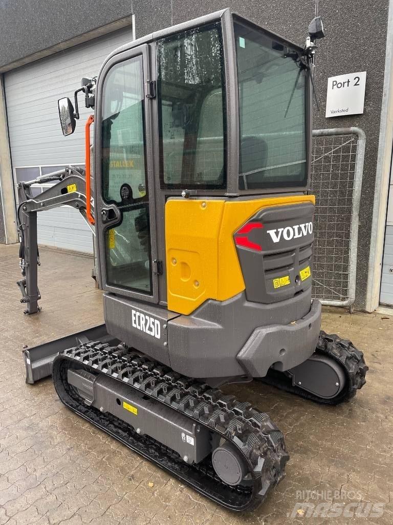 Volvo ECR25D Minikaivukoneet < 7t
