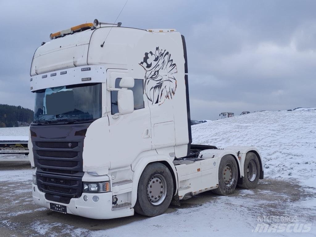 Scania R 580 Vetopöytäautot
