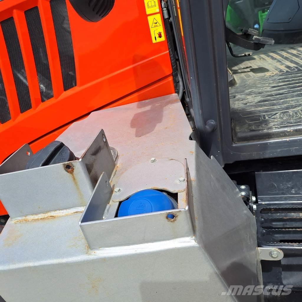 Kubota M7172 FL Traktorit