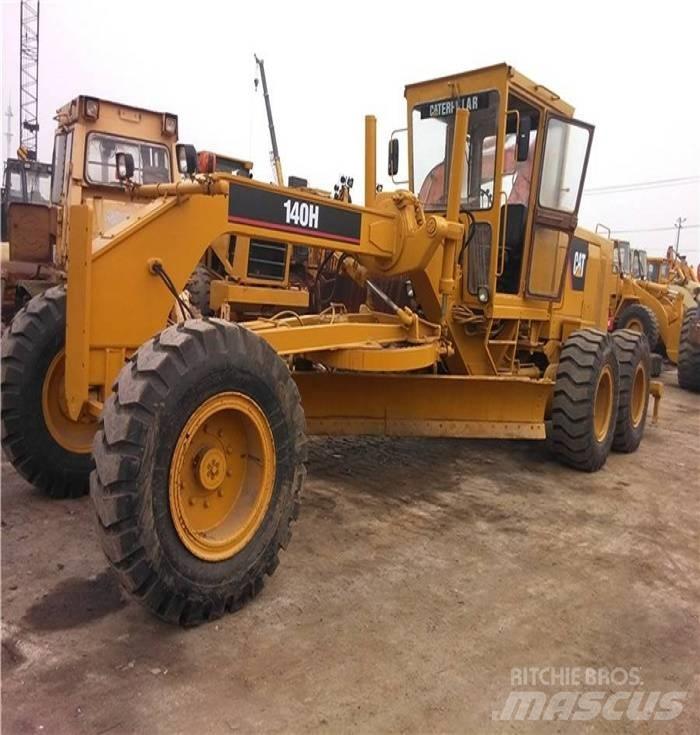CAT 140 H Tiehöylät