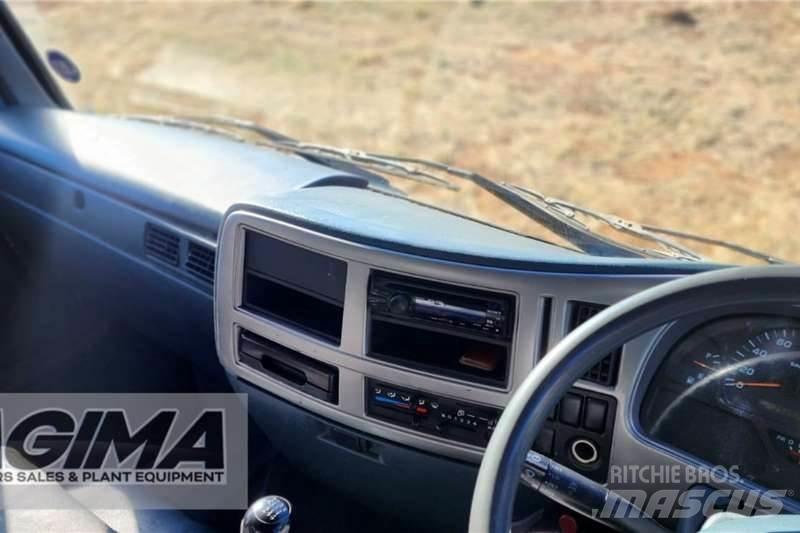 Nissan UD80 Muut kuorma-autot