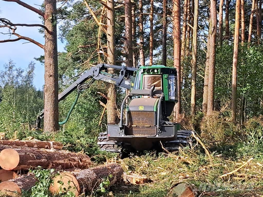 John Deere 1170G Harvesterit