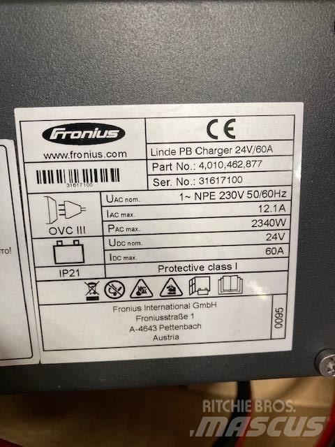 Linde L12AC/1171-01 Käyden ajettavat pinoamistrukit