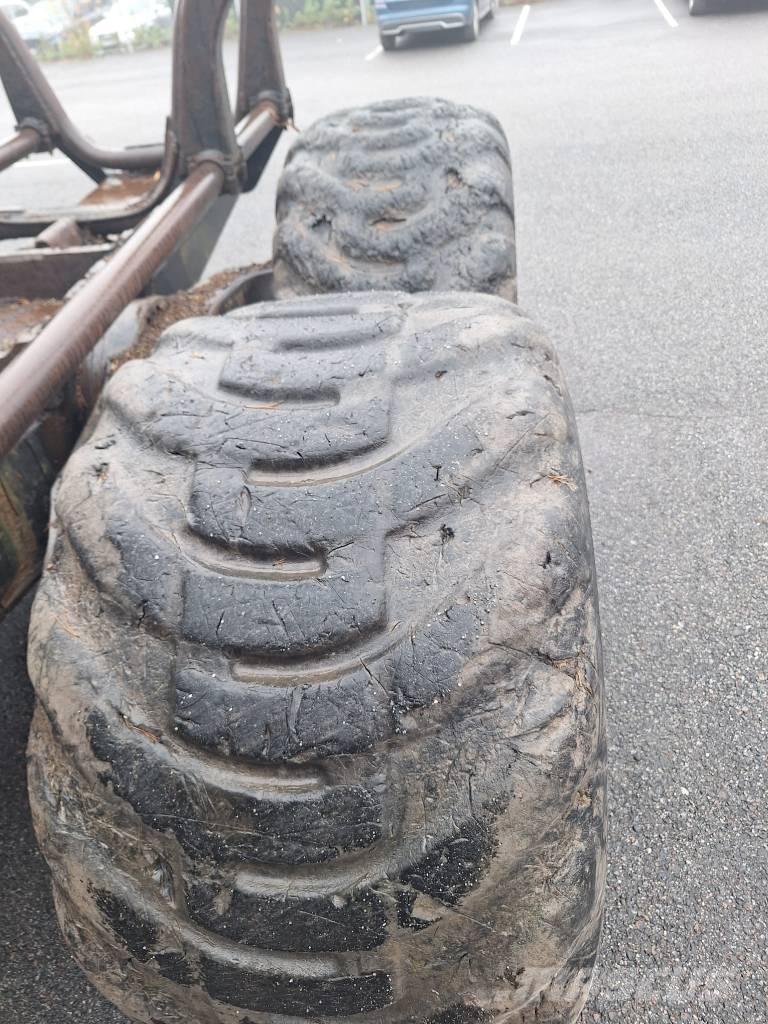 Timberjack 1010B Kuormatraktorit