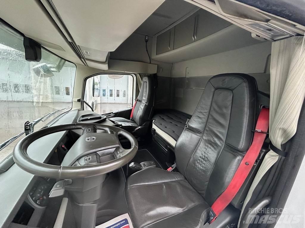 Volvo FH Flakbil Lava-kuorma-autot