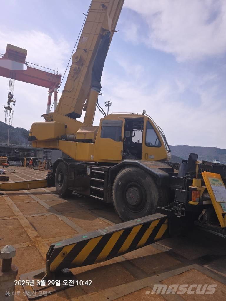 Kobelco RK 450 RT-nosturit