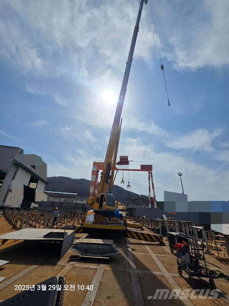 Kobelco RK 450 RT-nosturit