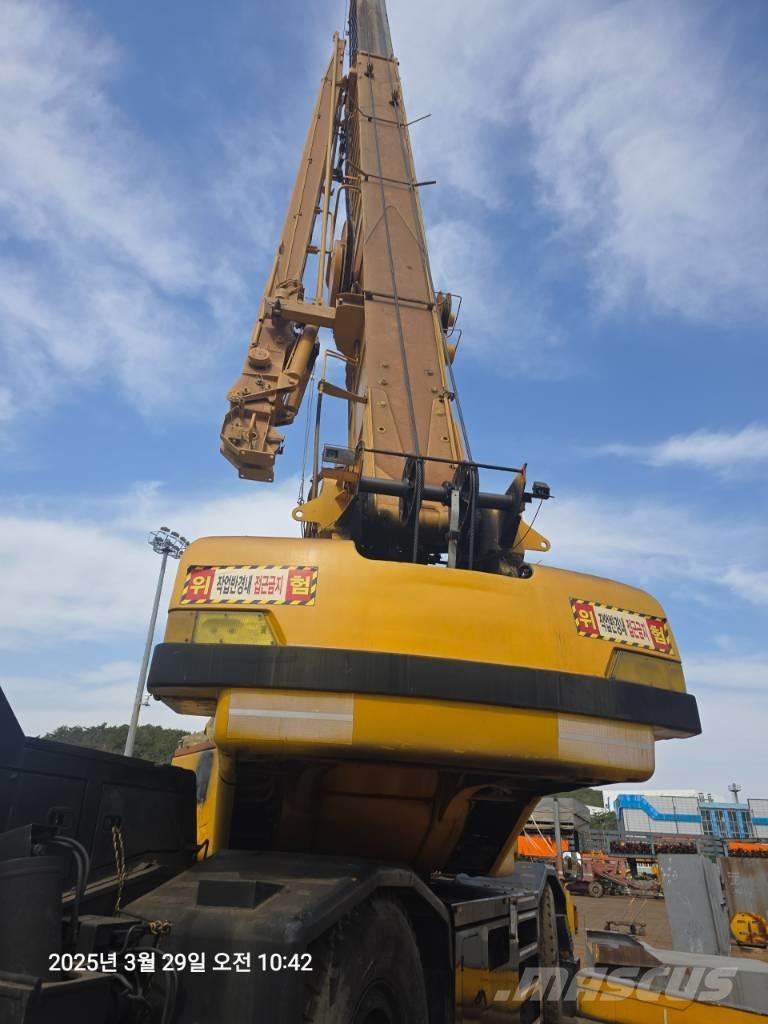 Kobelco RK 450 RT-nosturit