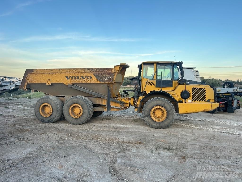 Volvo A 25 E Dumpperit