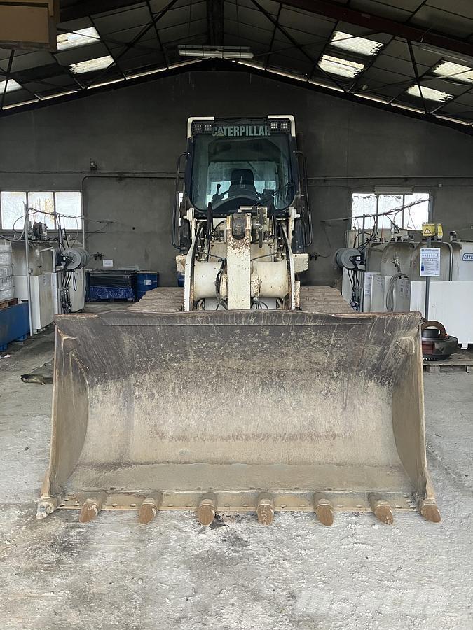 CAT 963D Telakuormaajat