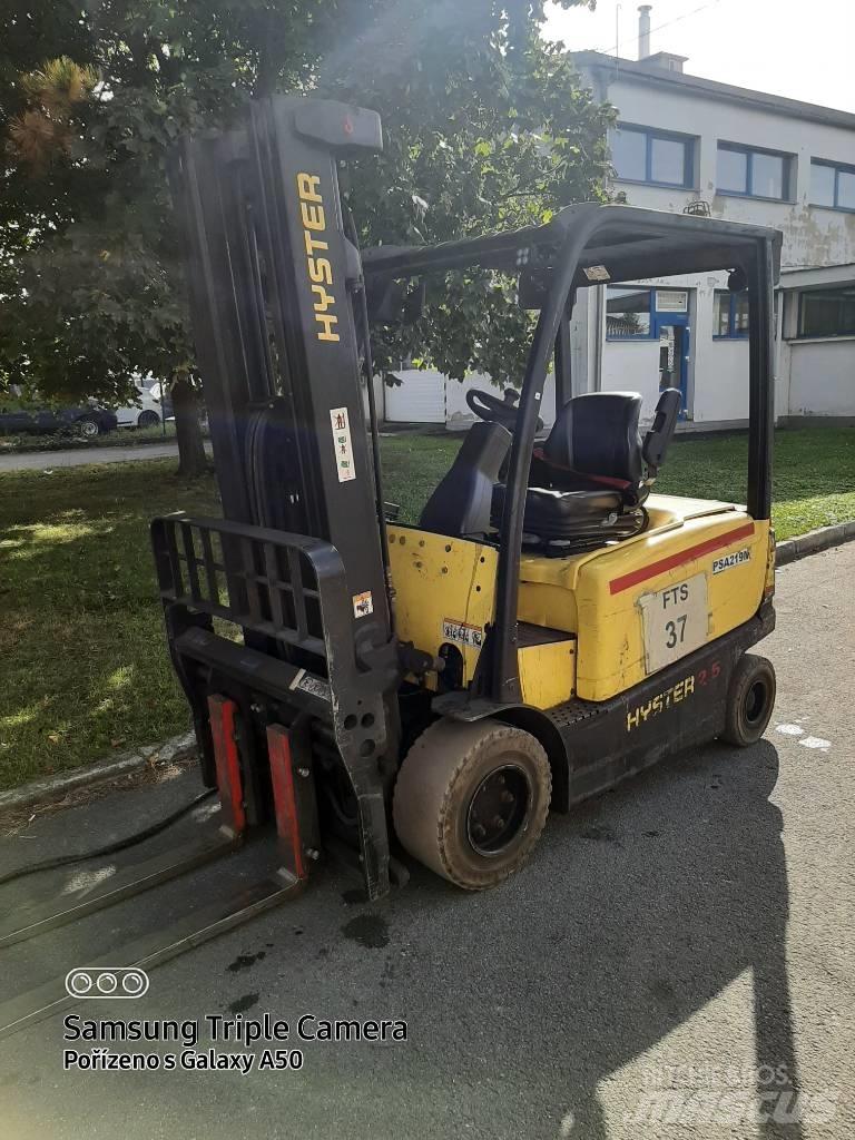 Hyster J2.5XN Sähkötrukit