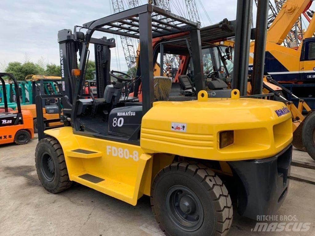 Komatsu 8 Ton Dieseltrukit