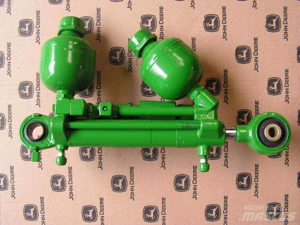 John Deere 6150 R Ohjaamo ja sisusta