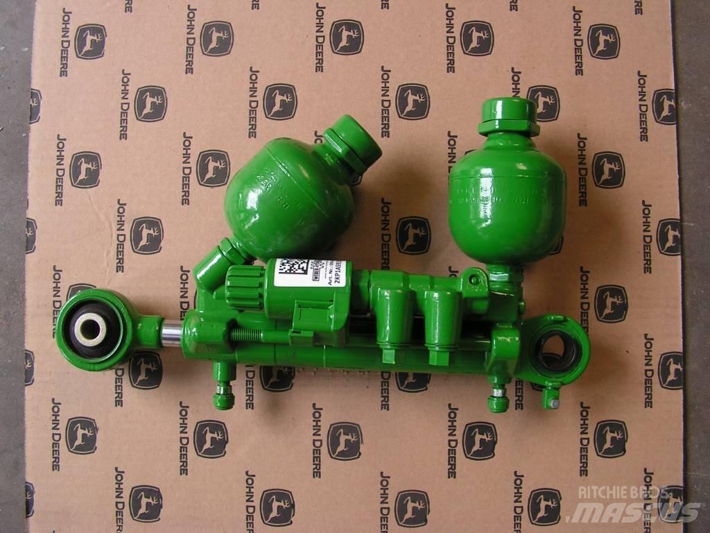 John Deere 6150 R Ohjaamo ja sisusta