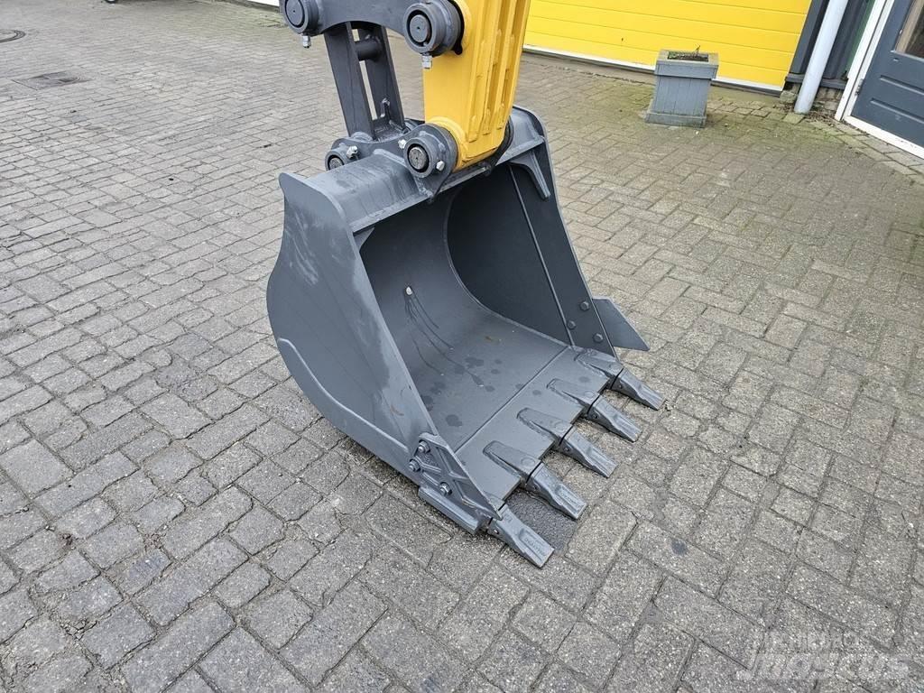 XCMG XE60GA Minikaivukoneet < 7t