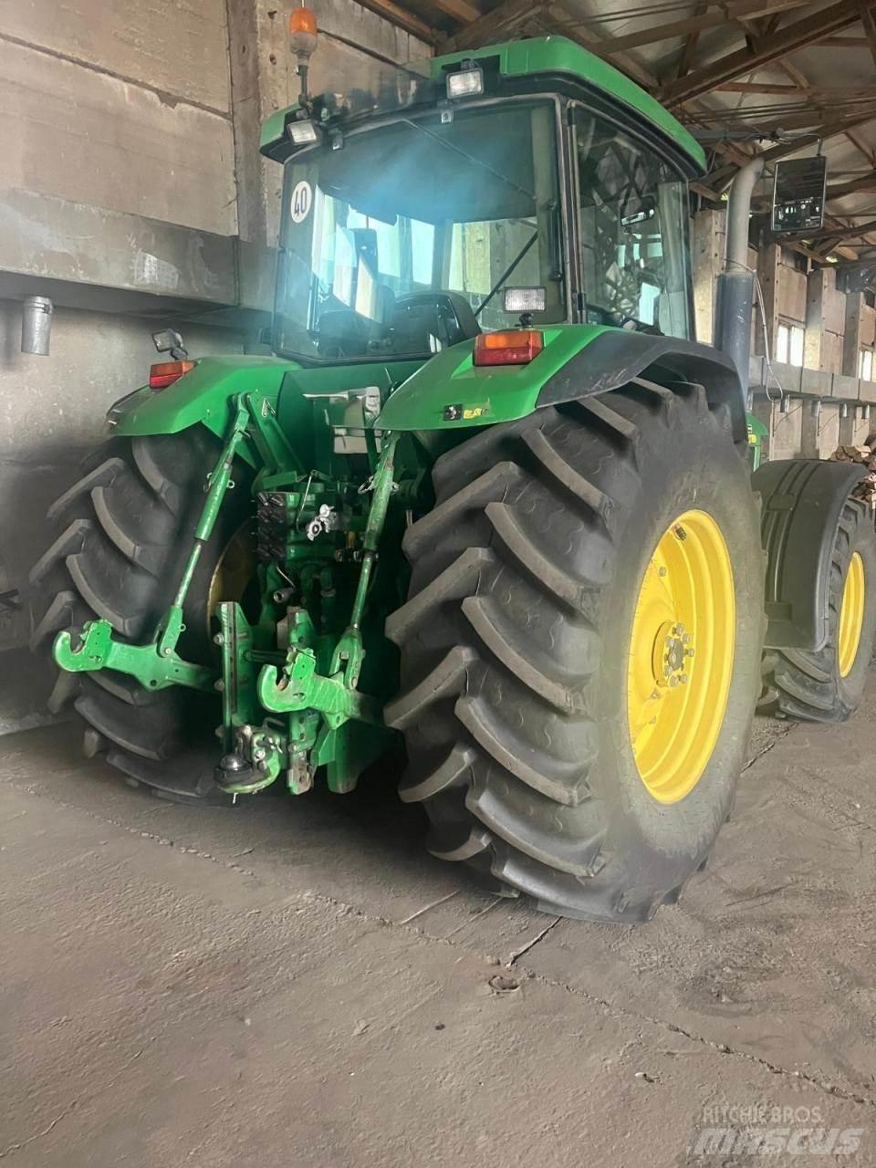 John Deere 8410 Traktorit