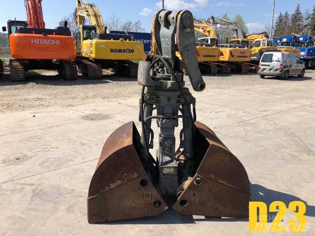  D23 CHWYTAK LIEBHERR Kourat