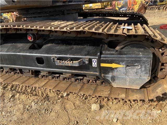 Hitachi ZX240 Telakaivukoneet