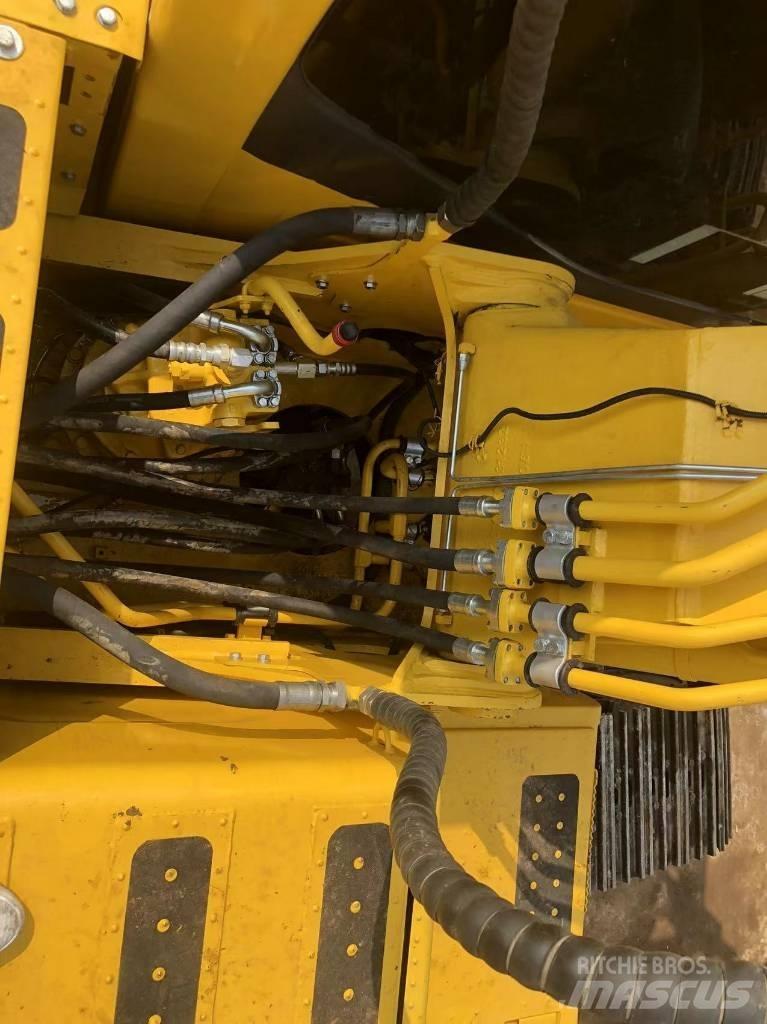 Komatsu PC200-8 Telakaivukoneet