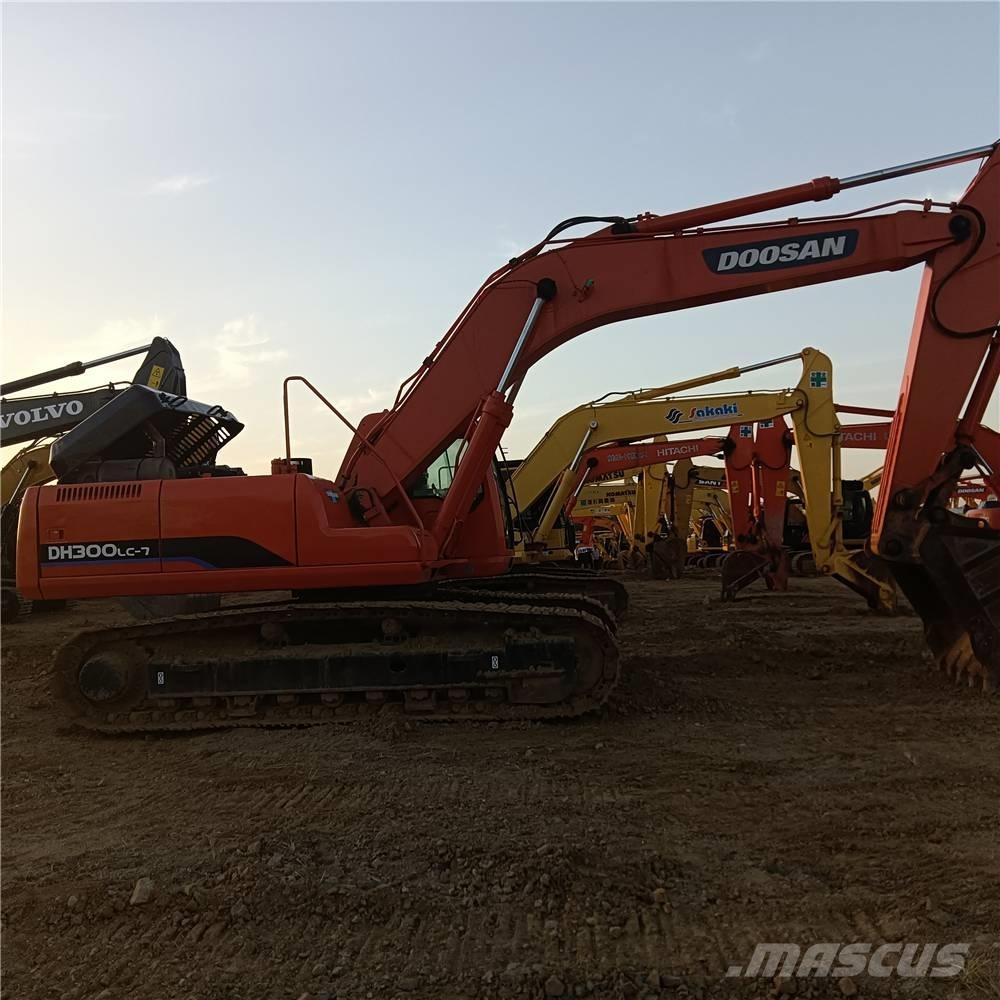 Doosan DH300LC-7 Telakaivukoneet