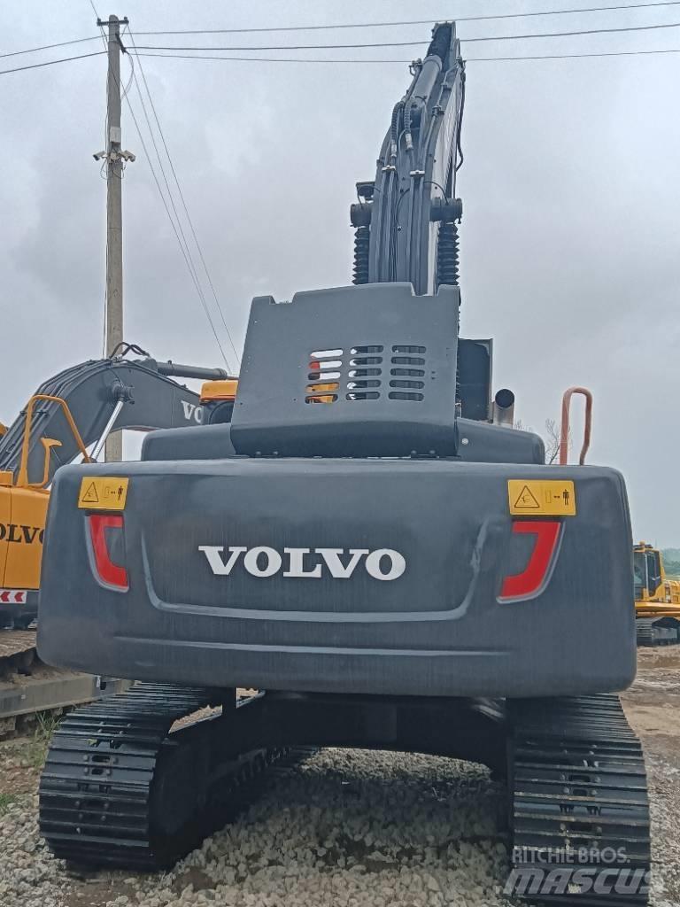 Volvo EC 240 Telakaivukoneet