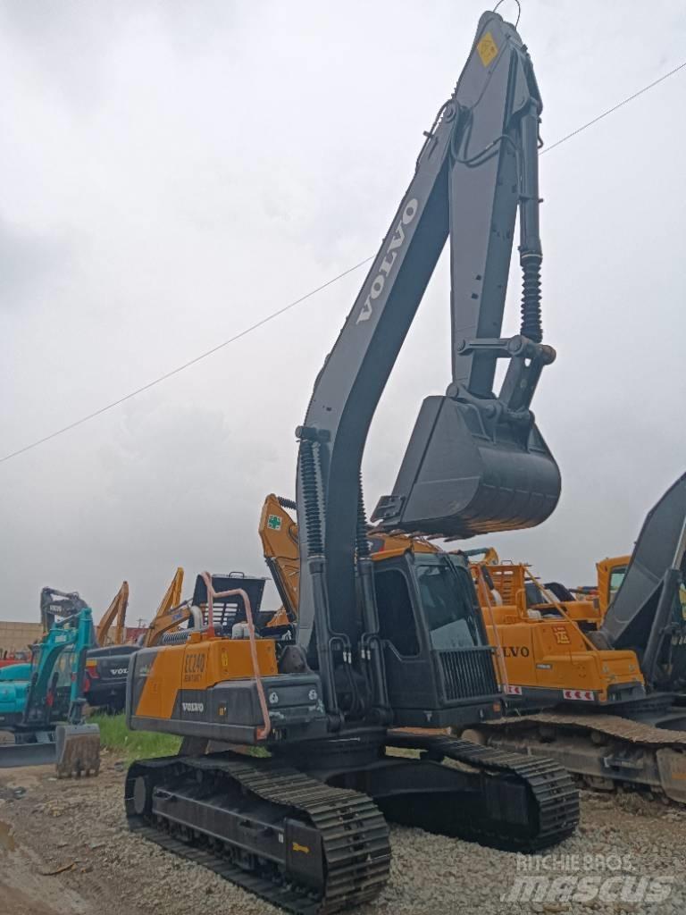 Volvo EC 240 Telakaivukoneet