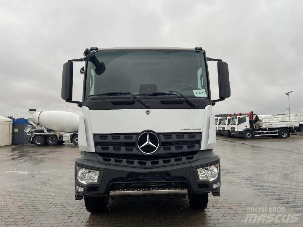 Mercedes-Benz 4143 Sora- ja kippiautot