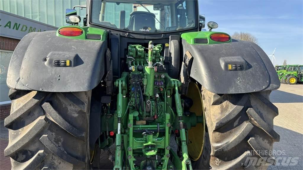 John Deere 6195 R Traktorit
