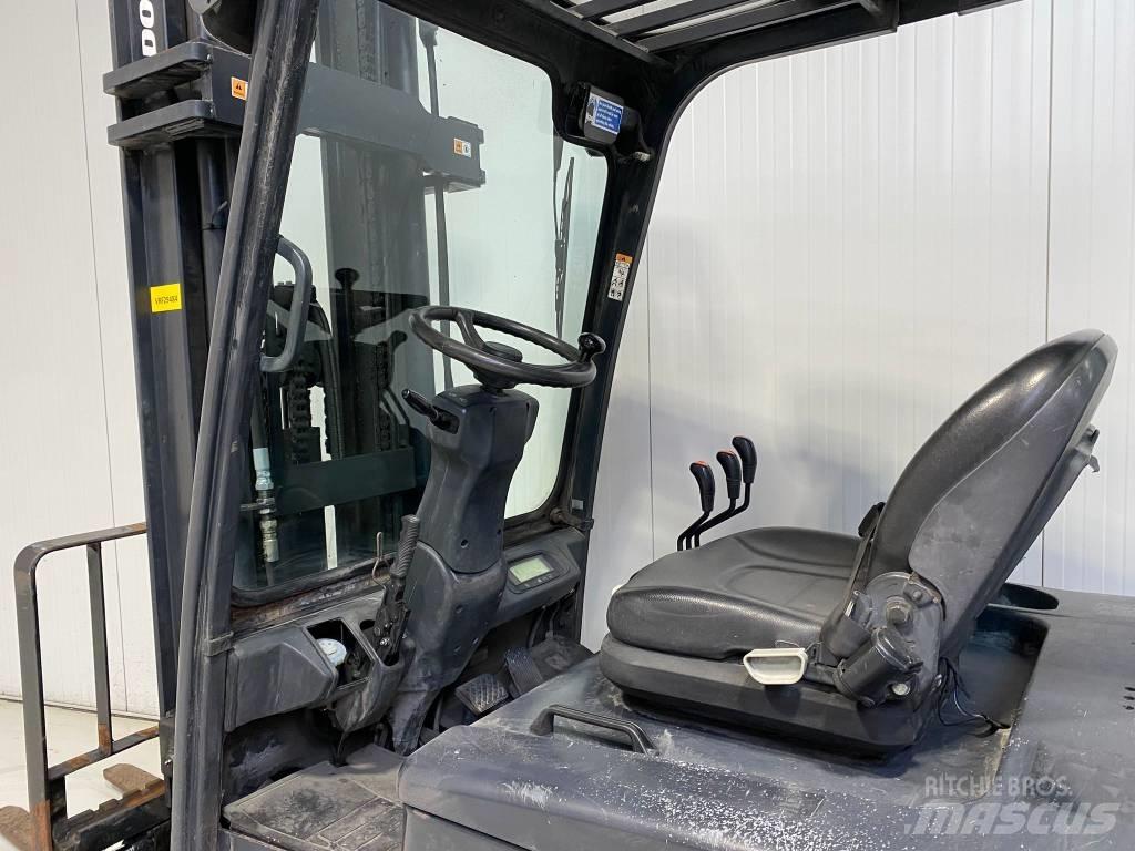 Doosan B35X-5 Sähkötrukit