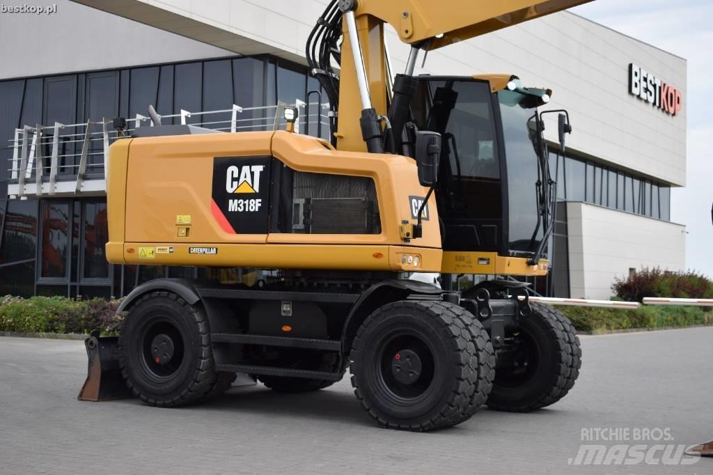 CAT M 318 F Pyöräkaivukoneet