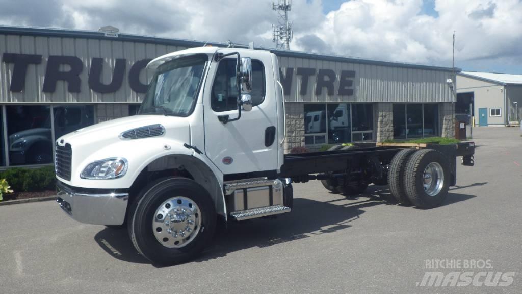 Freightliner M2106 Kuorma-autoalustat