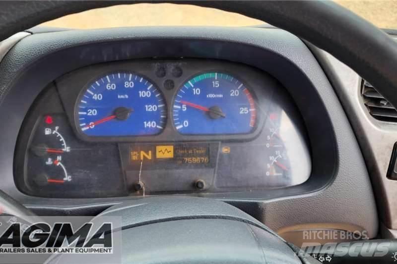 UD Quon 490 Muut kuorma-autot