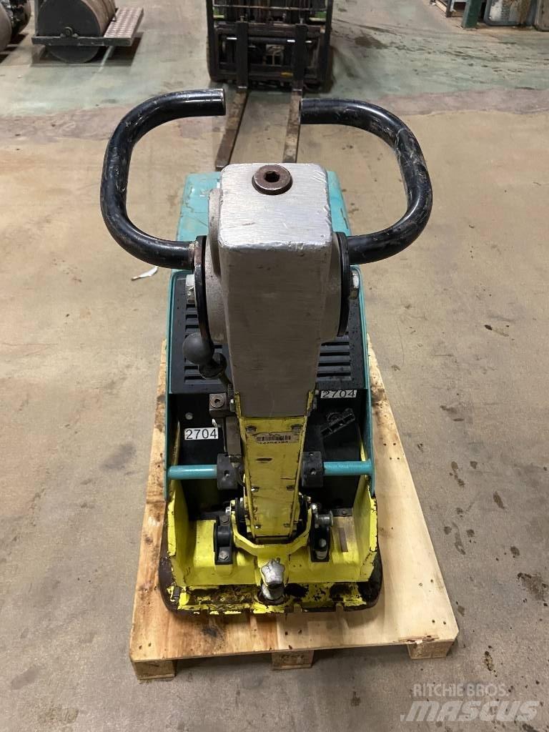 Ammann APR 4920 Tärylevyt