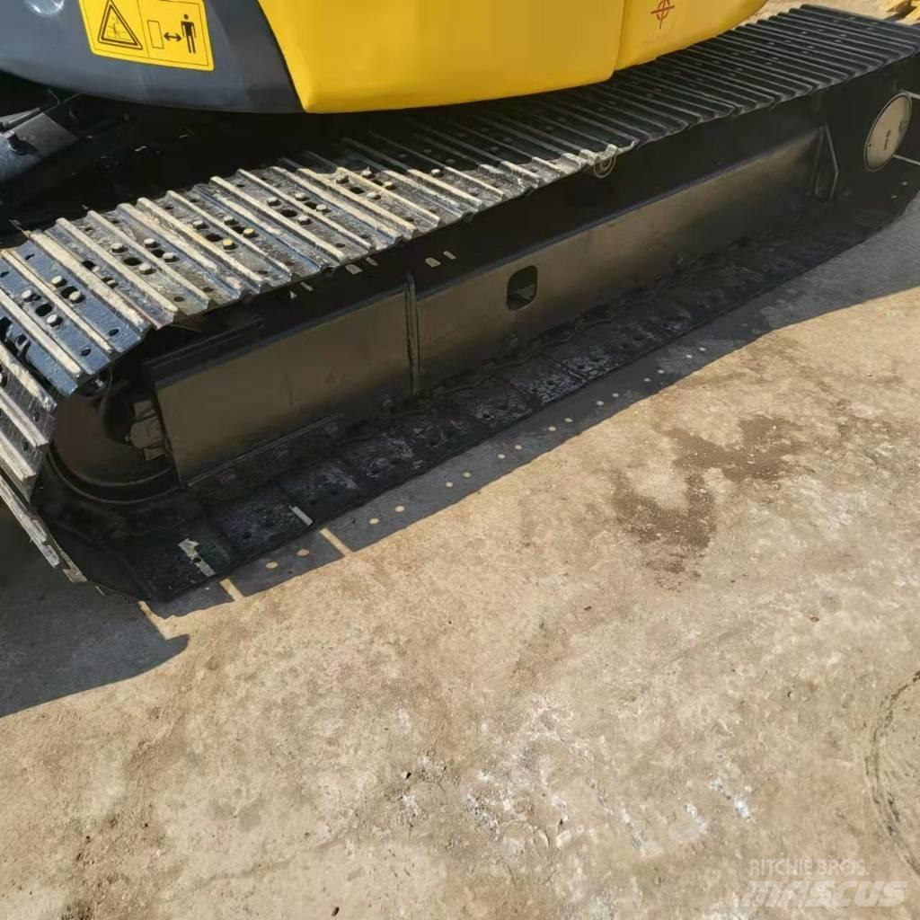 Komatsu PC50 Telakaivukoneet