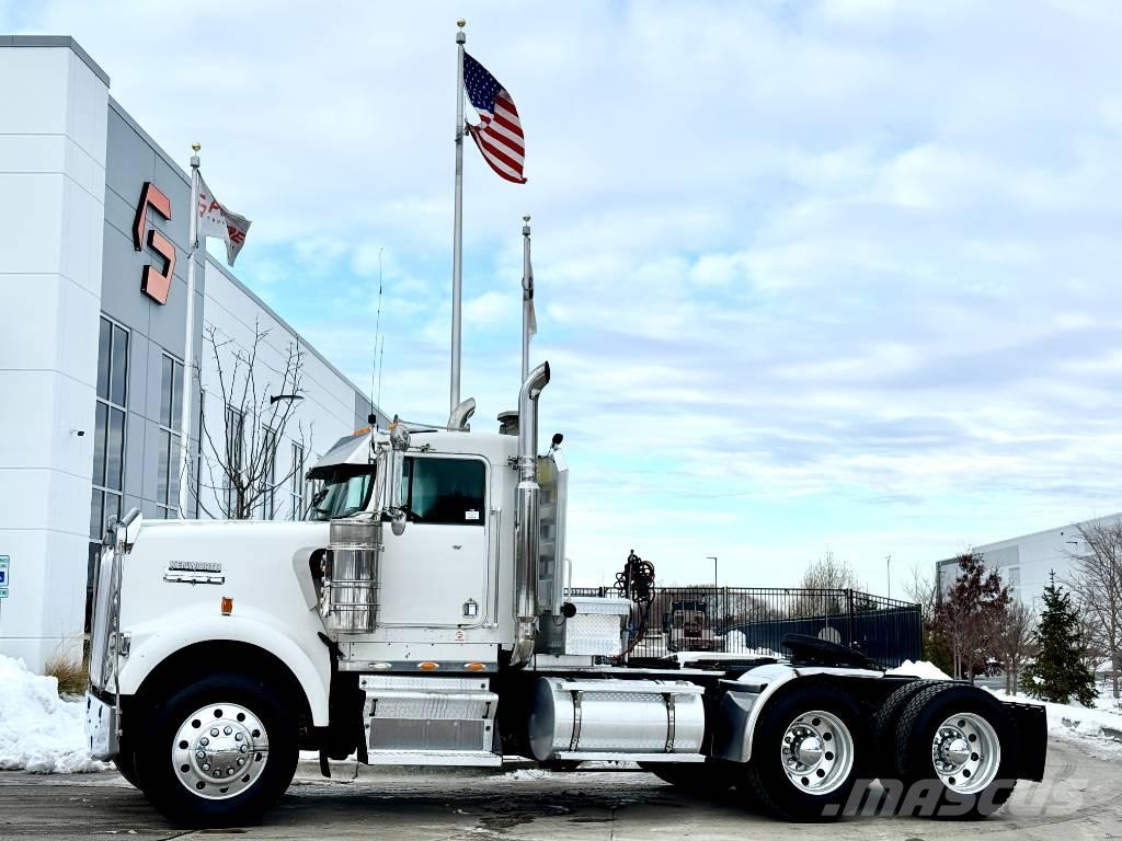 Kenworth W 900 Vetopöytäautot