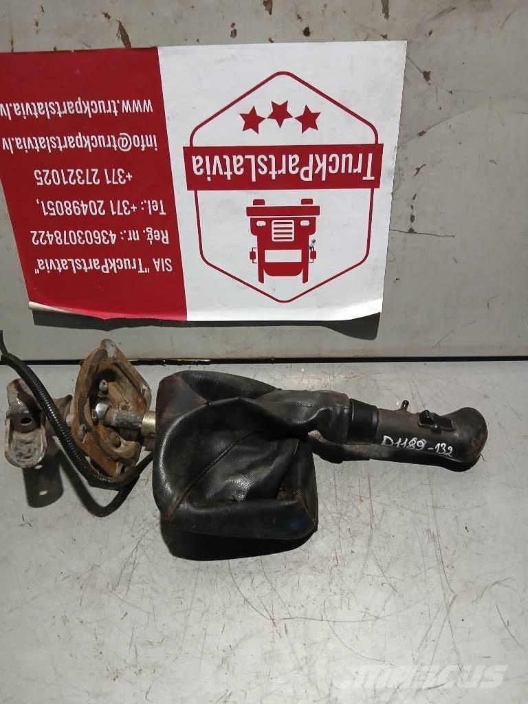 DAF XF 95      1919475 Ohjaamot ja sisustat