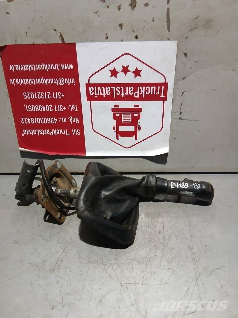 DAF XF 95      1919475 Ohjaamot ja sisustat