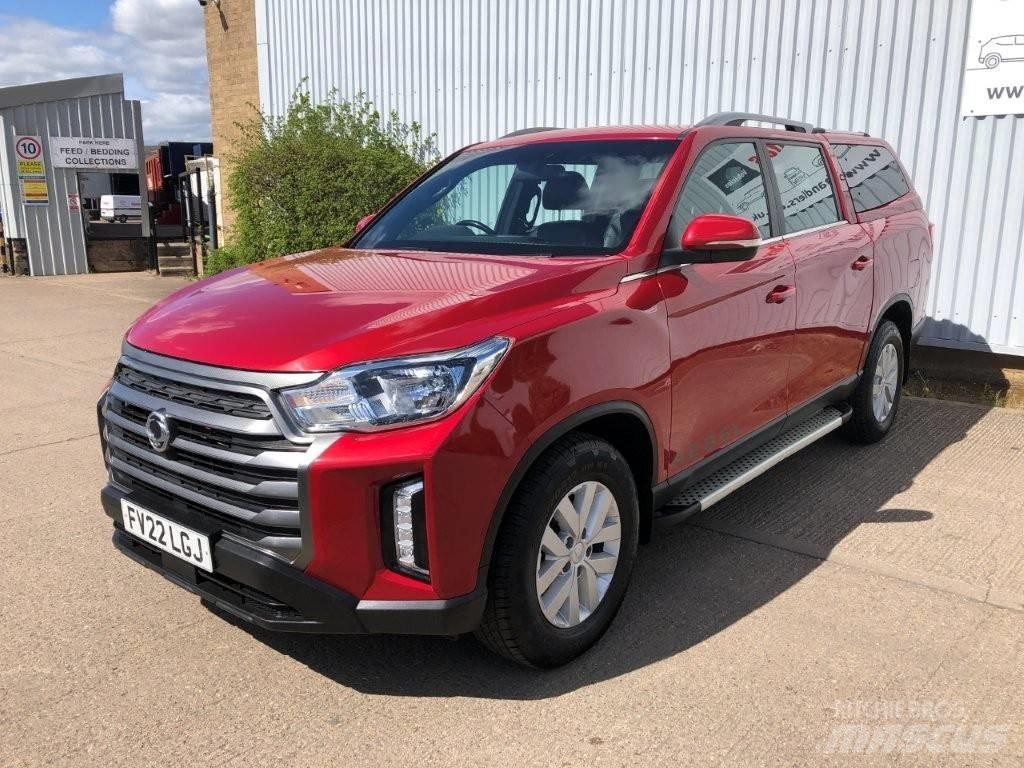 Ssangyong Musso Henkilöautot