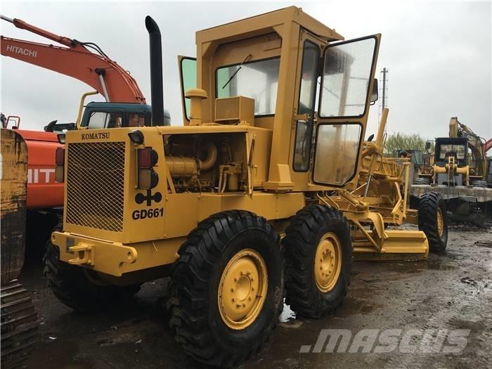Komatsu GD 661 Tiehöylät