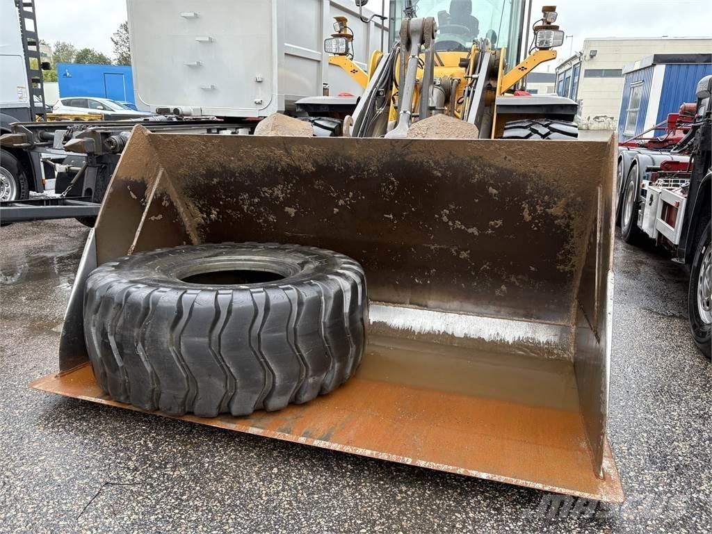 Volvo L110H Pyöräkuormaajat