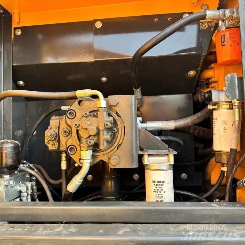 Hyundai R225 Telakaivukoneet