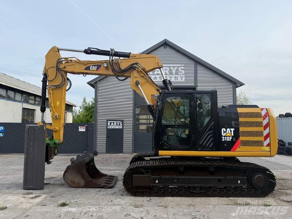 CAT 318 Telakaivukoneet