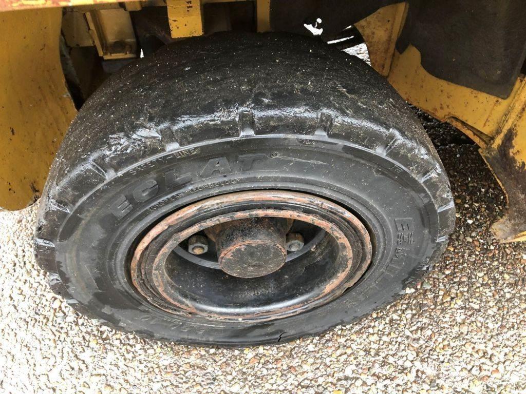 CAT GP35N Nestekaasutrukit