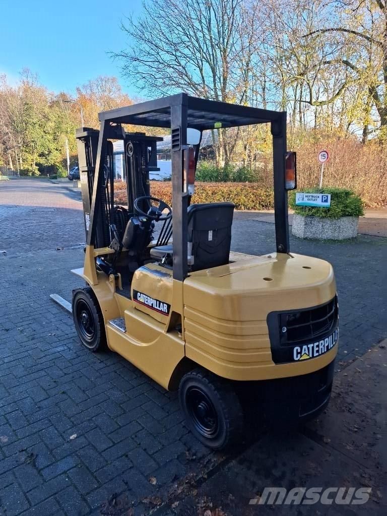 CAT DP25 Heftruck Dieseltrukit